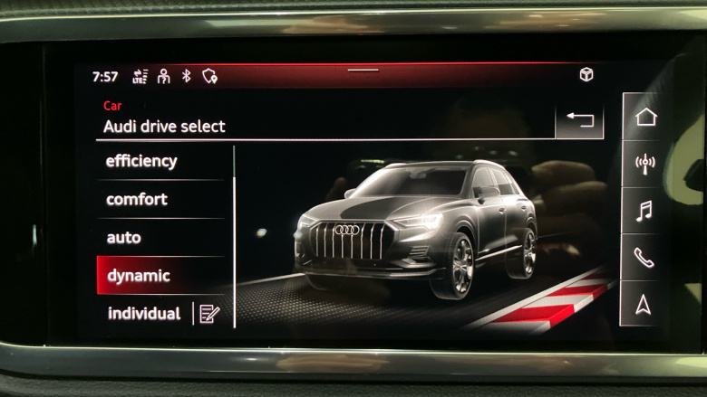 Audi Q3 35 TFSI S Line 5dr Petrol Estate
